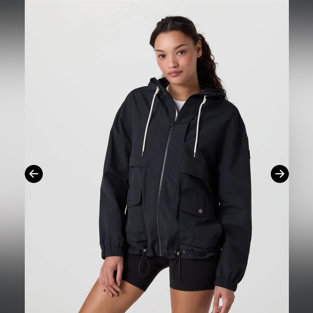 Vuori Elijo Women's Black Rain Jacket